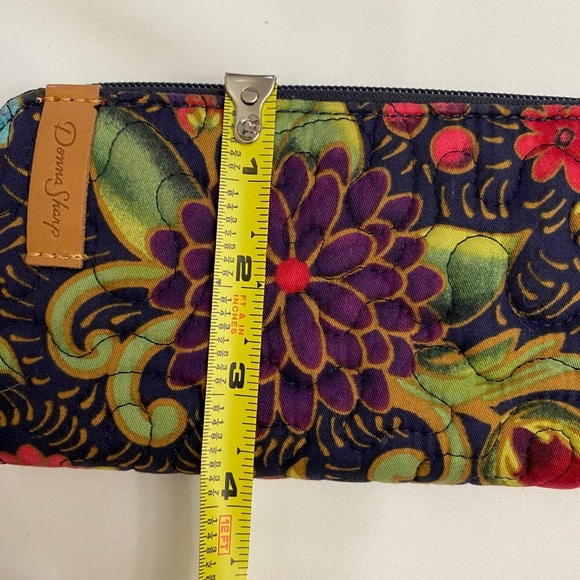 Donna Sharp Quilted Floral Bag Set - Picture 16 of 16